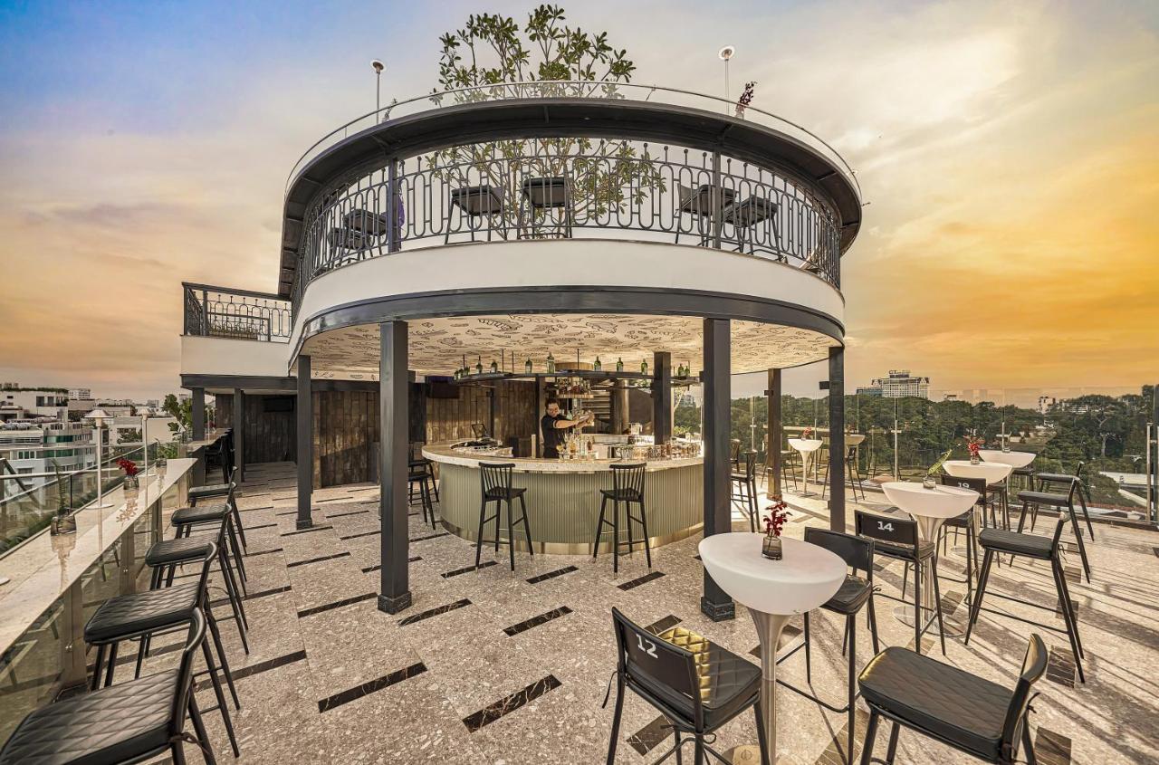La Siesta Premium Saigon Otel Ho Şi Min Dış mekan fotoğraf The 1919 Bar