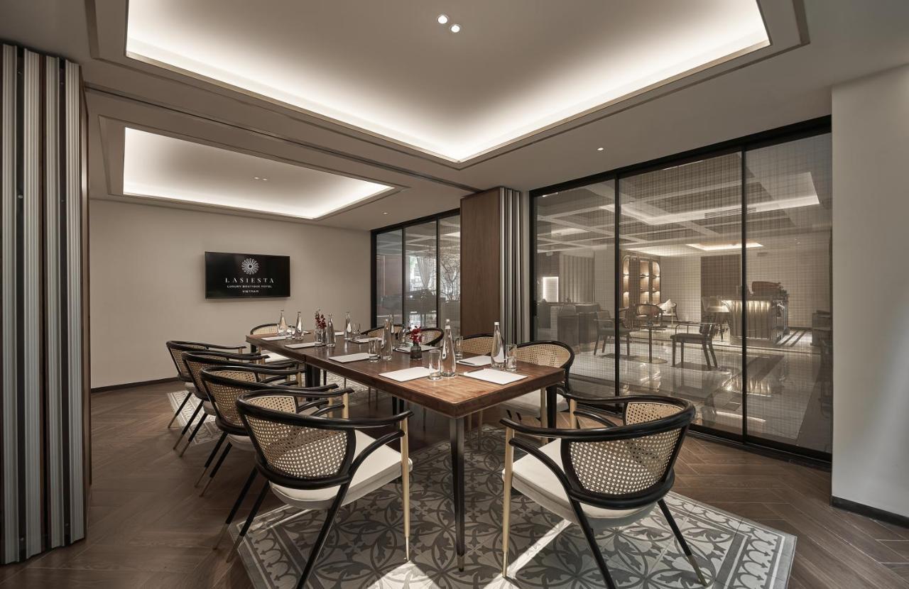 La Siesta Premium Saigon Otel Ho Şi Min Dış mekan fotoğraf Meeting room at Andaz Vienna