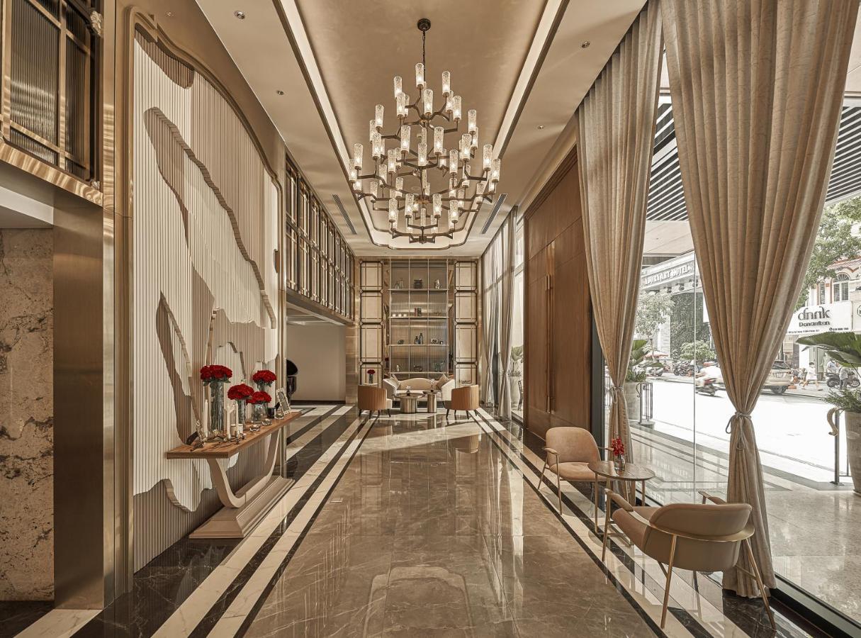 La Siesta Premium Saigon Otel Ho Şi Min Dış mekan fotoğraf The lobby of the hotel