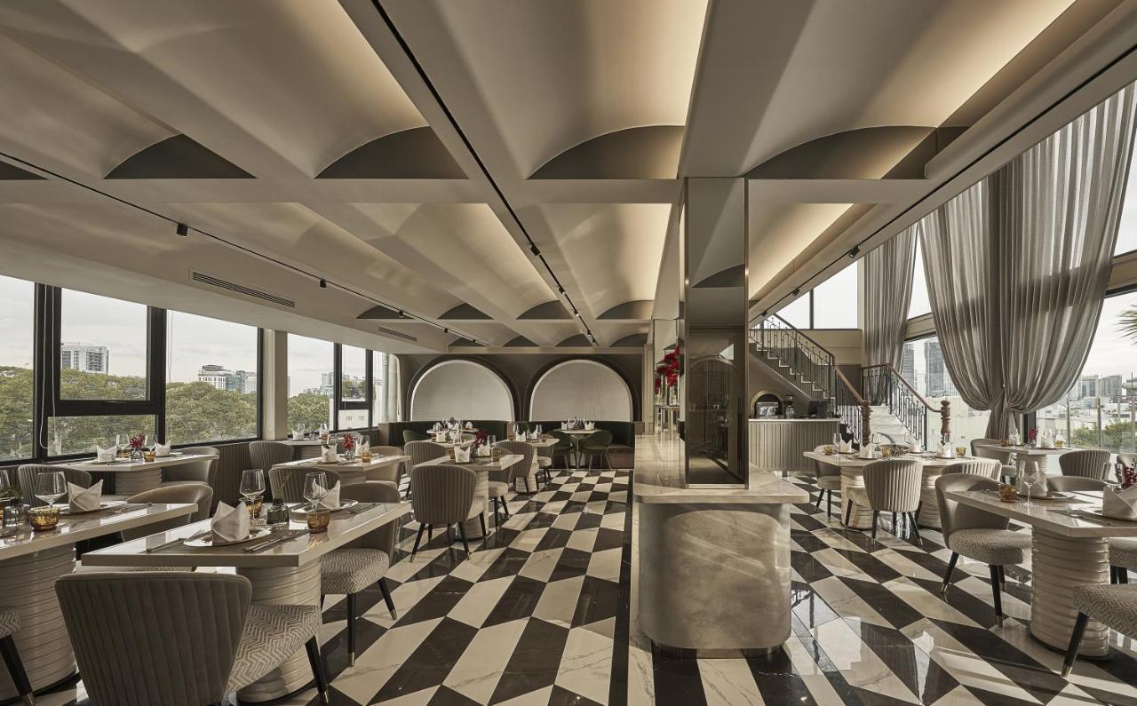 La Siesta Premium Saigon Otel Ho Şi Min Dış mekan fotoğraf The interior of the restaurant