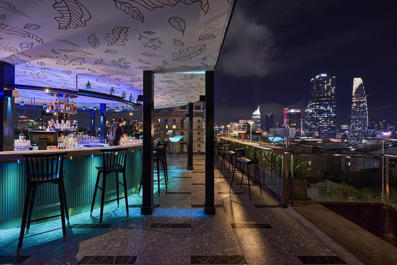 La Siesta Premium Saigon Otel Ho Şi Min Dış mekan fotoğraf The Bar