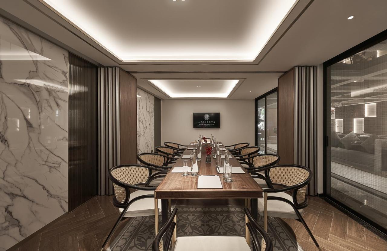 La Siesta Premium Saigon Otel Ho Şi Min Dış mekan fotoğraf The meeting room