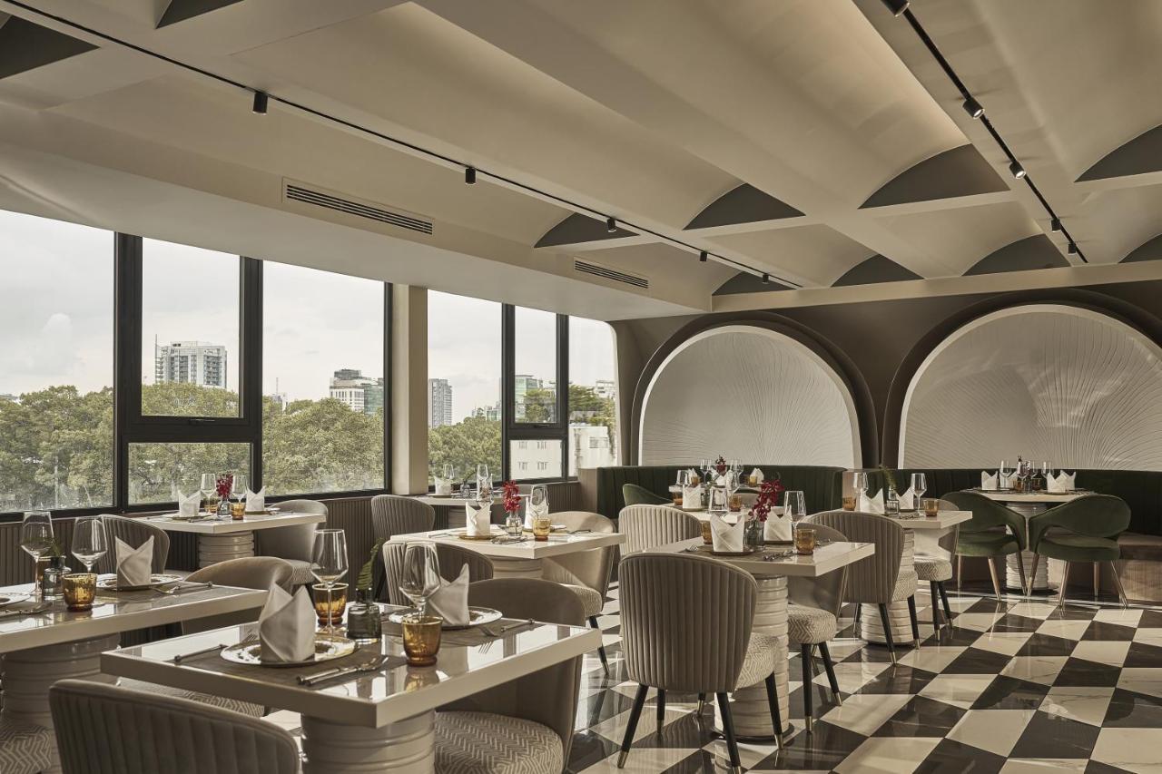 La Siesta Premium Saigon Otel Ho Şi Min Dış mekan fotoğraf The restaurant