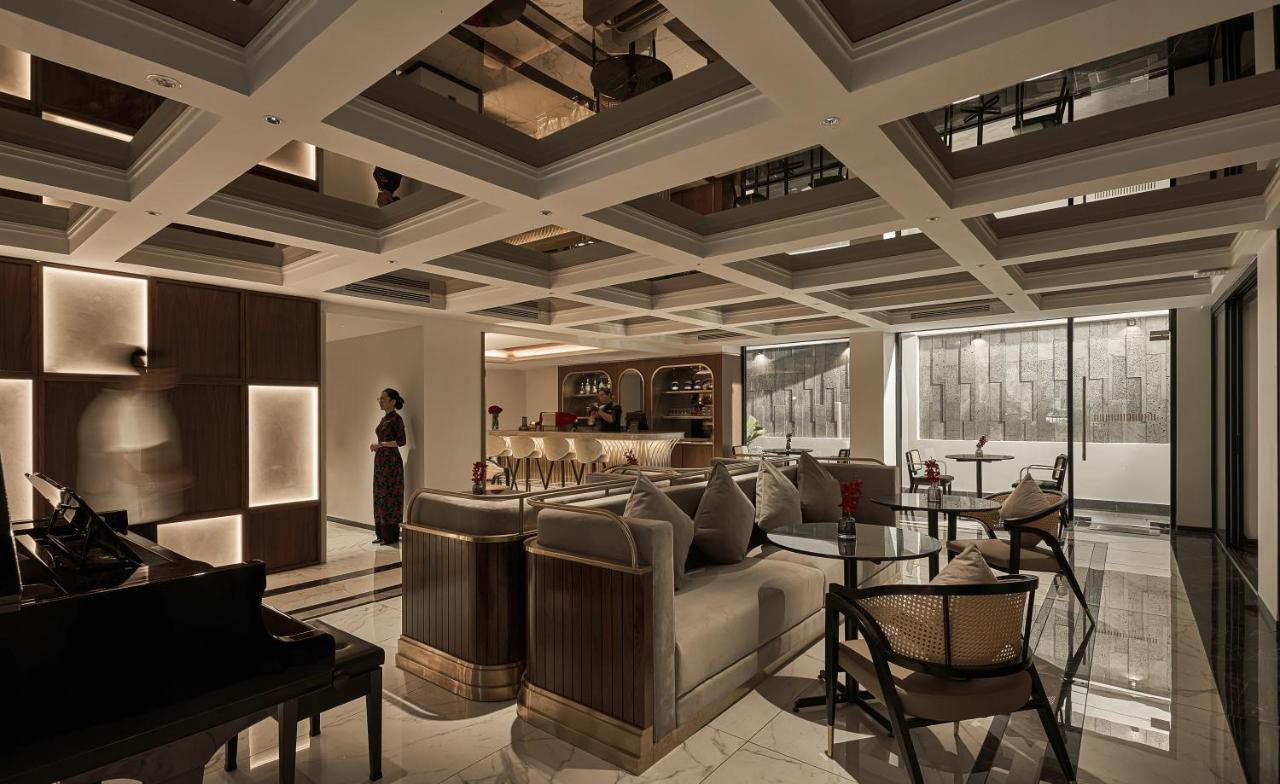 La Siesta Premium Saigon Otel Ho Şi Min Dış mekan fotoğraf The interior of the lounge